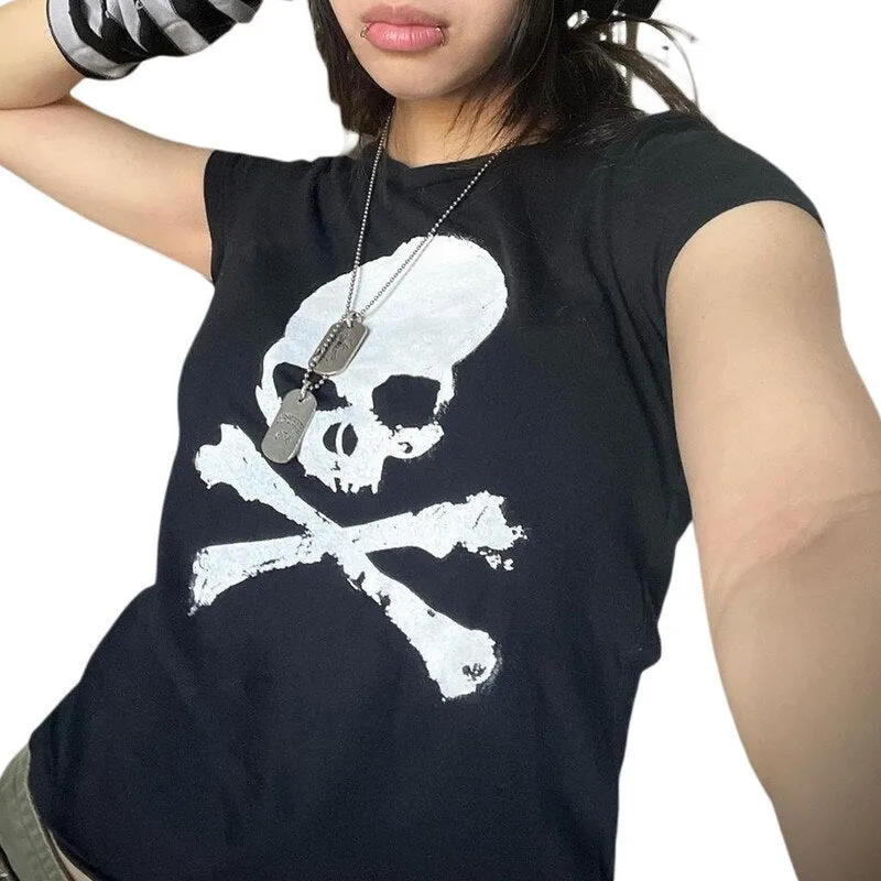 Black Skull & Crossbones Cropped Pirate T Shirt