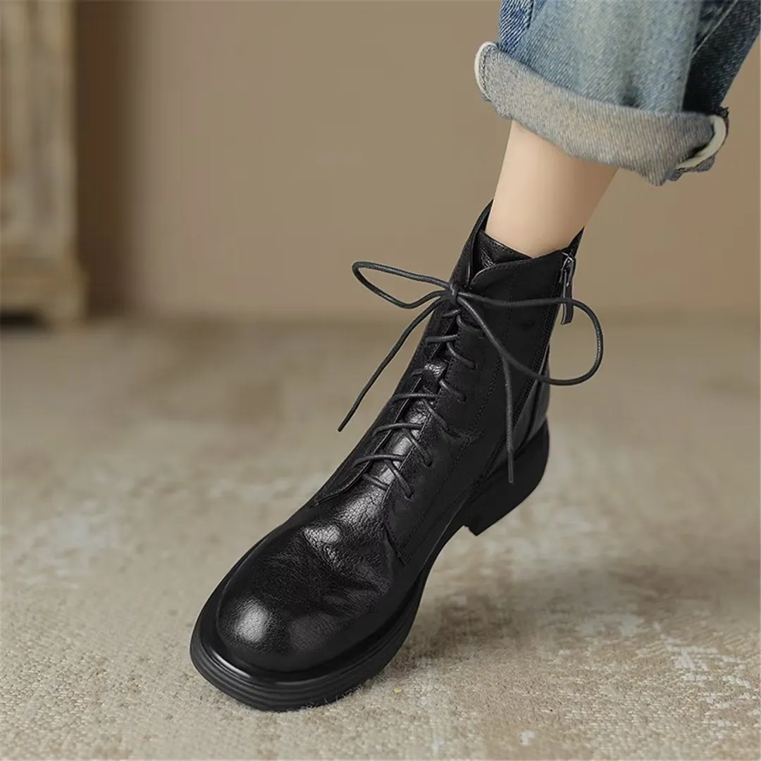 CrocRoundUp Lace-Up Winter Boots