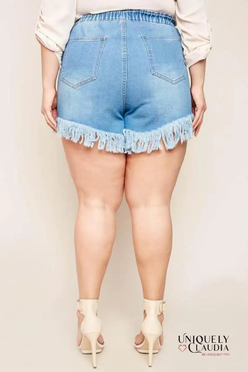 EDGY PLUS: Brenda Fringe Hemmed Denim Shorts