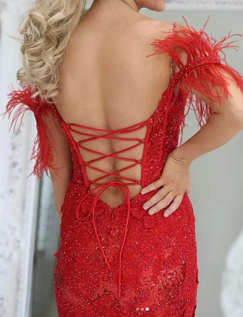 Glittery Red Sequins Homecoming Dresses 2022 Off-the-shoulder Cocktail Dresses #TKL006