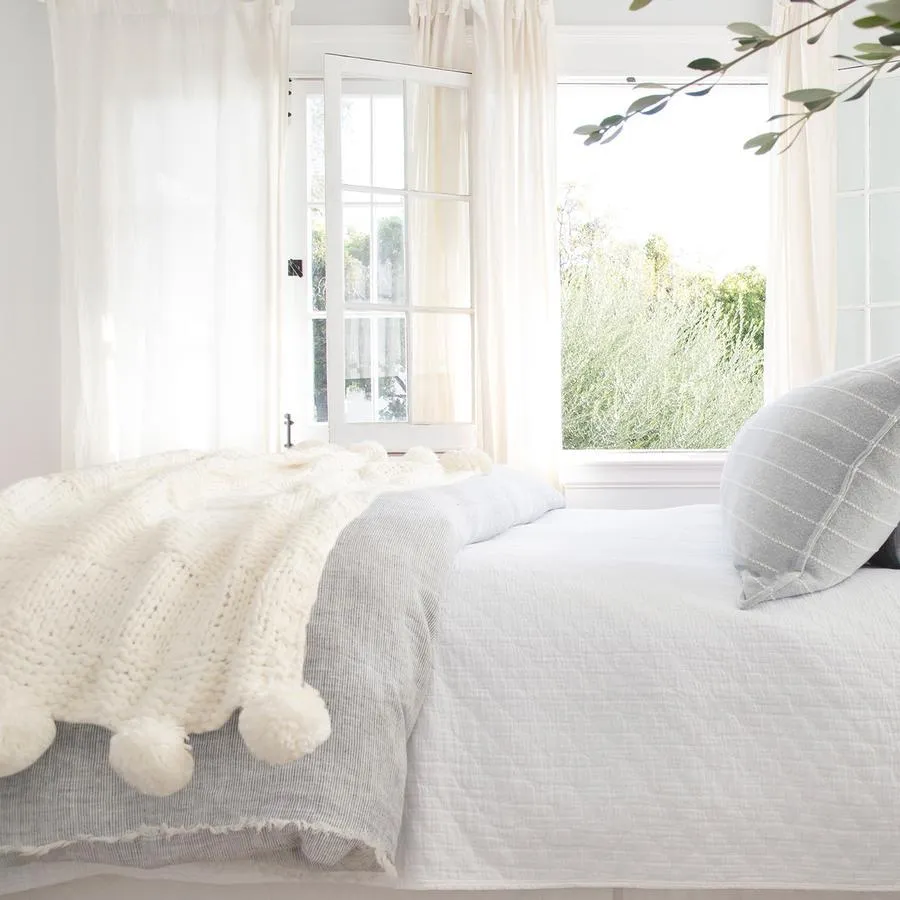 Oulu Winter White Throw by Pom Pom at Home