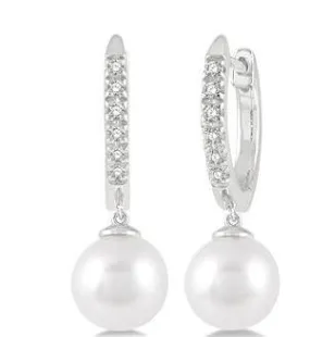 PEARL & PETITE DIAMOND HUGGIE FASHION EARRINGS