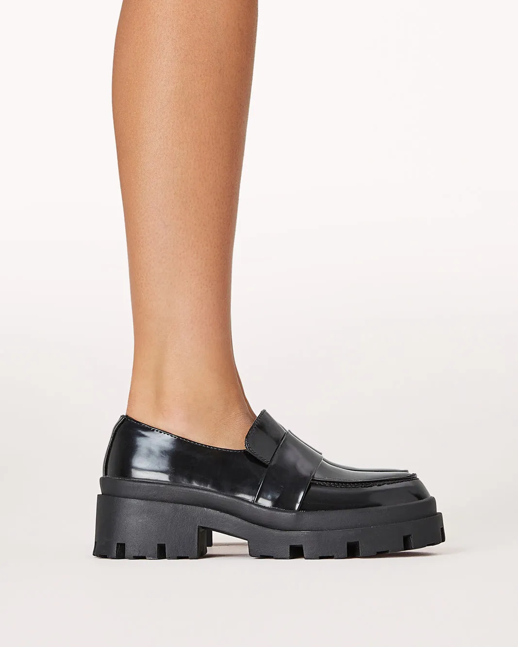 PEPI - BLACK SEMI PATENT