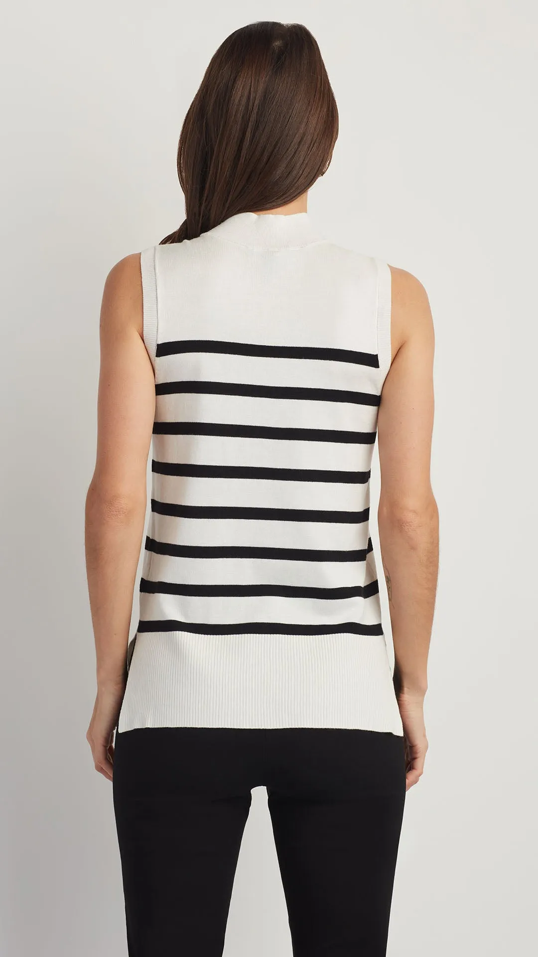 STRIPED SLEEVELESS SWEATER