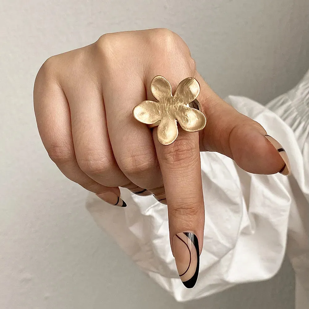 TEEK - Ms. Matte Chunky Gold Elastic Rings