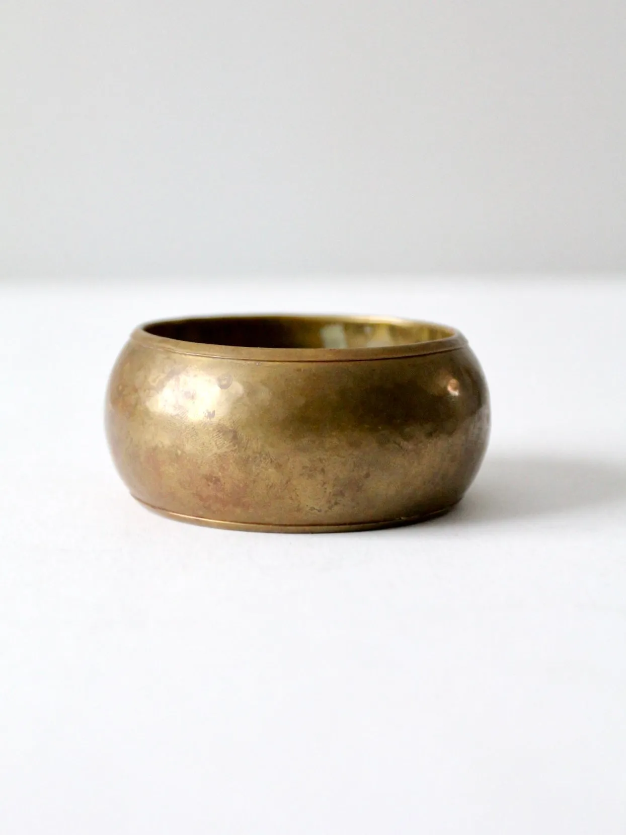 vintage chunky hammered brass bangle